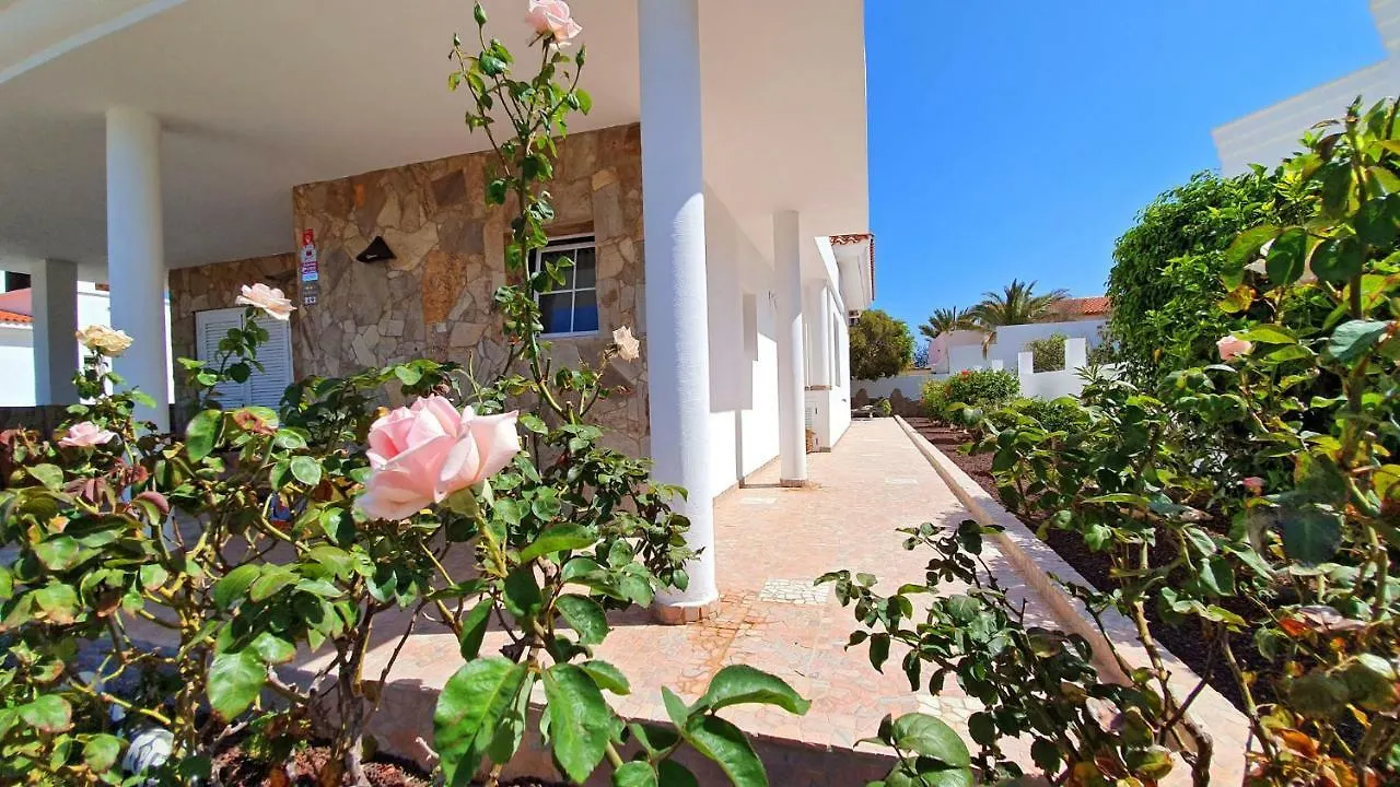 Ferienhaus Casa Blanca - Tarajalejo - Glasfaserinternet - Meerblick 0*,  Spain