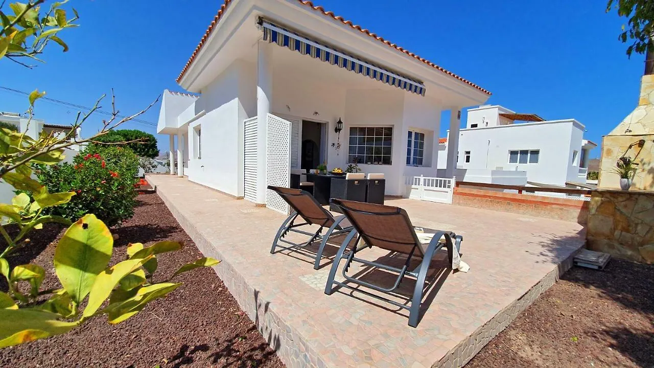 Apartment Ferienhaus Casa Blanca - Tarajalejo - Glasfaserinternet - Meerblick Spain